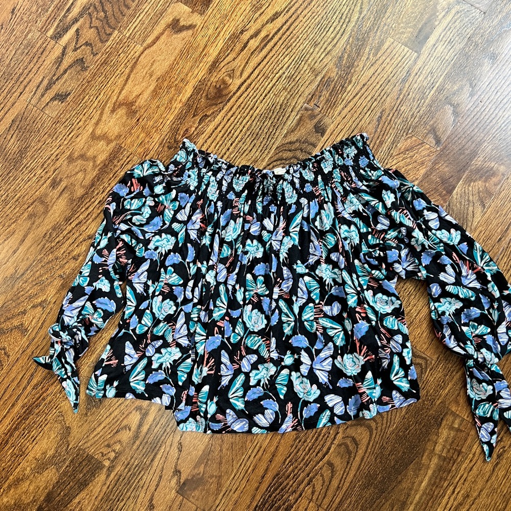 Free People Off Shoulder Crop Shirt